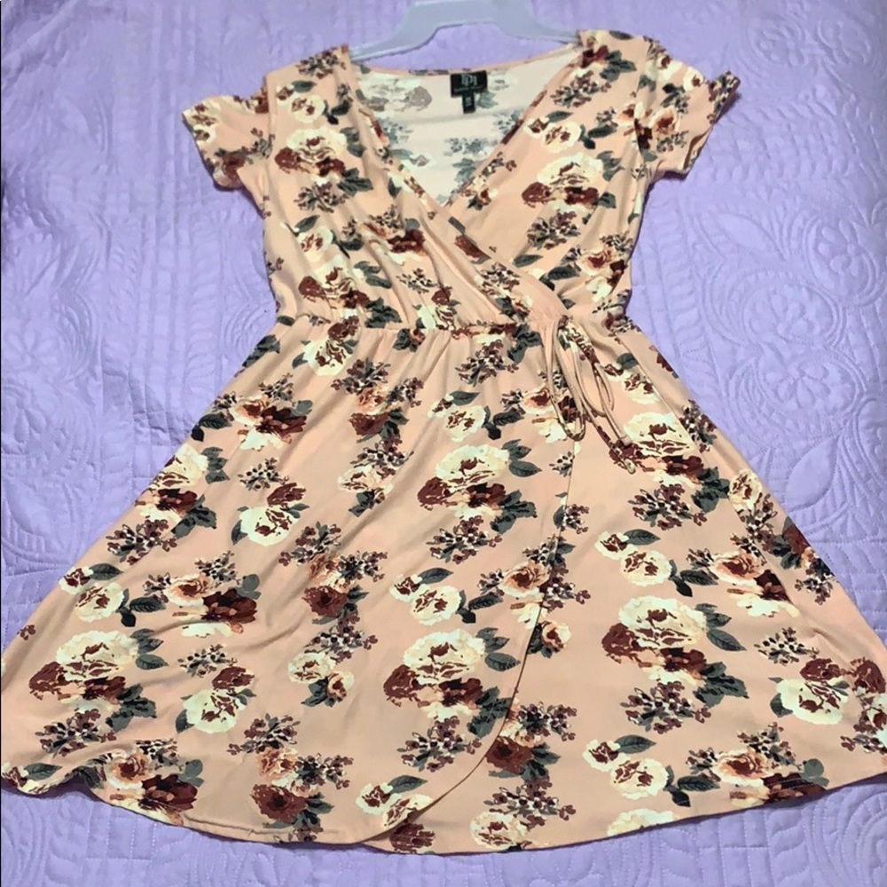 Pink Floral light wrap-like dress